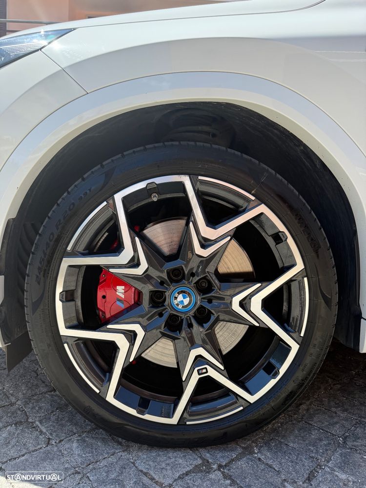 BMW iX2 eDrive20 Pack Desportivo M - 7