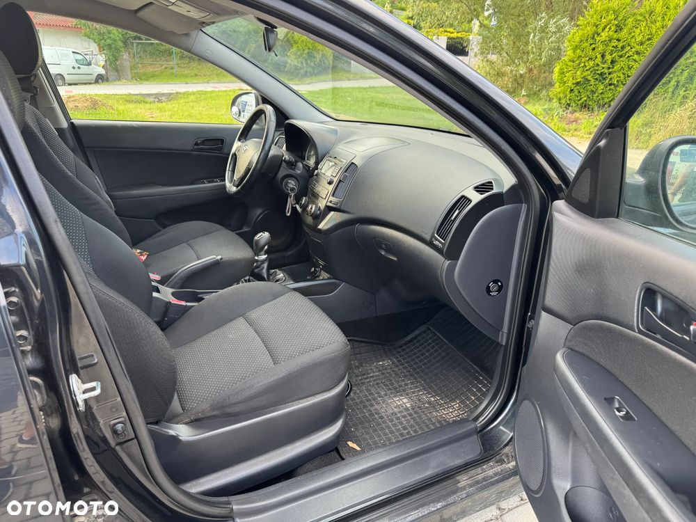 Hyundai i30 1.4 Classic - 9