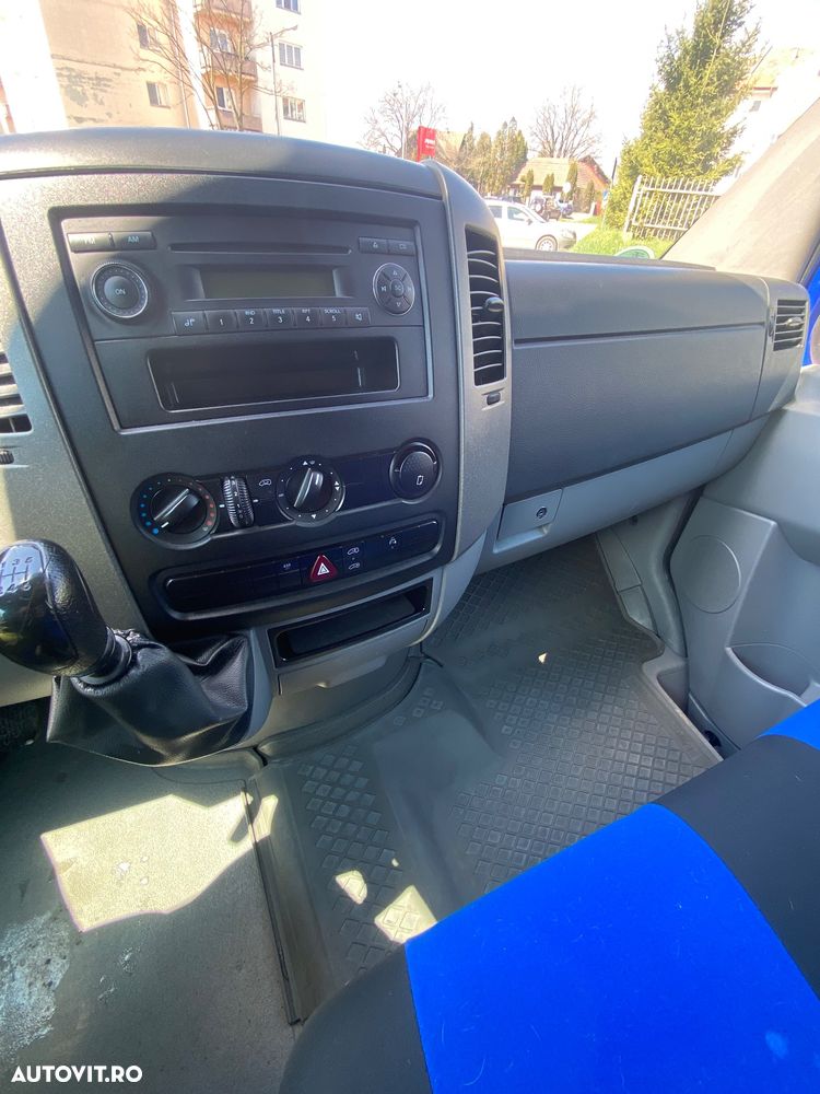 Mercedes-Benz Sprinter - 17