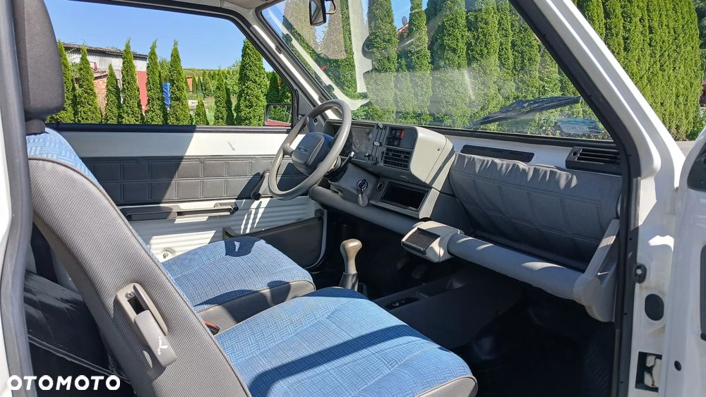 Fiat Panda 0.9i Young - 24