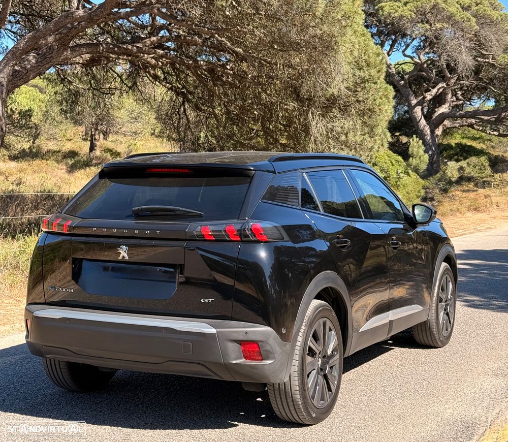 Peugeot e-2008 GT Pack - 7