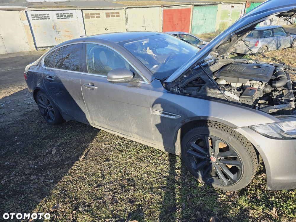 Jaguar XF 2.0 i4D Prestige - 1