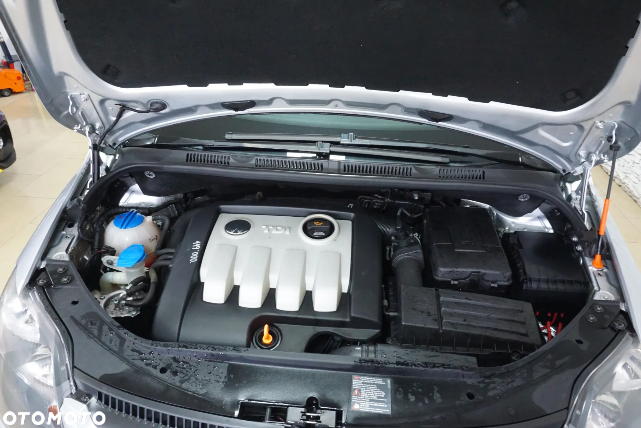 Volkswagen Golf Plus 1.9 TDI Comfortline - 6