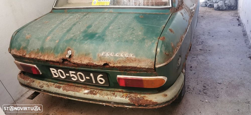 Peugeot 204 - 8
