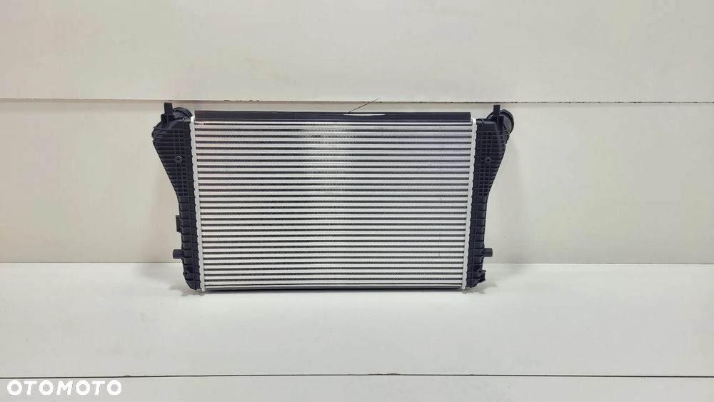 Chłodnica Intercooler VW BEETLE CADDY GOLF VI PLUS AUDI 1.6 2.0 - 5