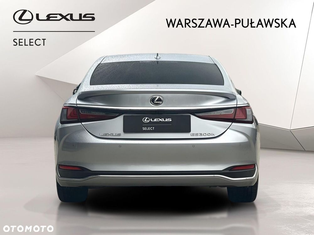 Lexus ES 300h Business Edition - 4