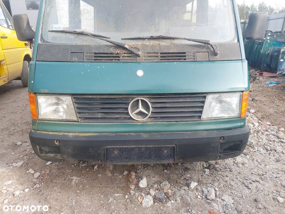 KOMPLETNY PRZÓD MASKA ZDERZAK LAMPA BŁOTNIK MERCEDES-BENZ MB 100 W631 - 1