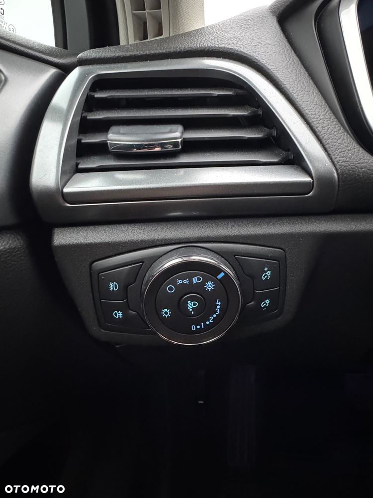 Ford Mondeo 2.0 Hybrid Titanium - 38