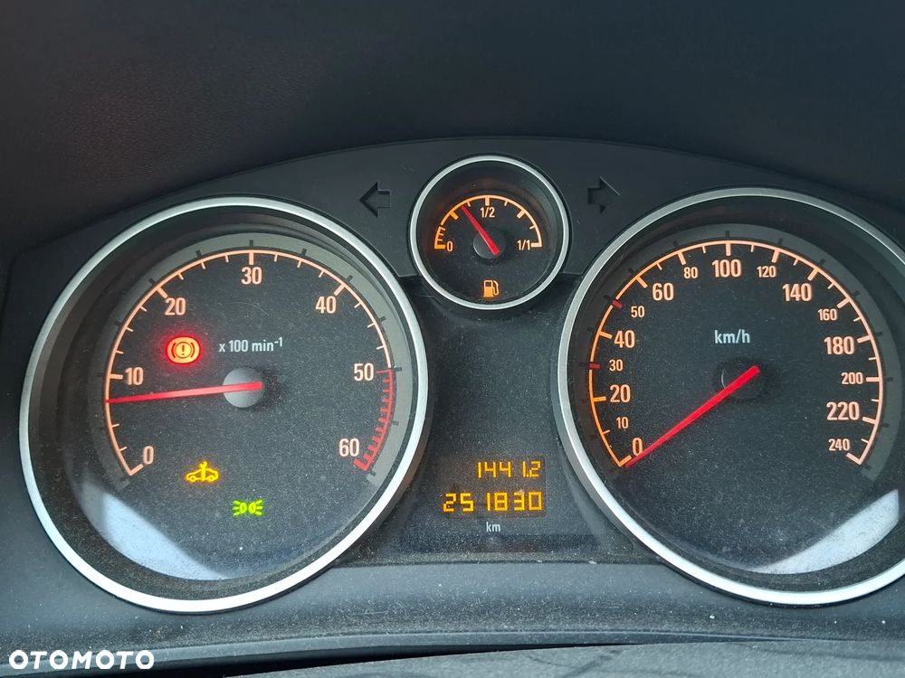 Opel Astra 1.3 CDTI Enjoy - 9