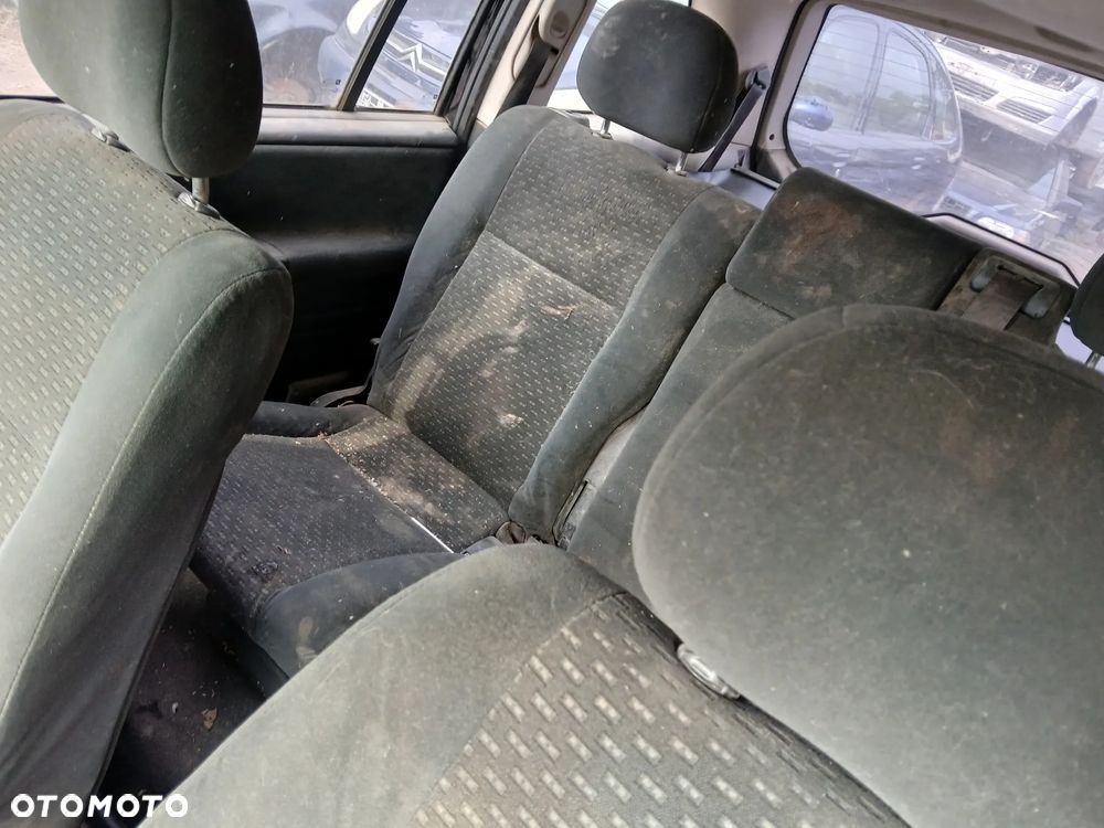 OPEL ZAFIRA A Z20R fotel fotele kanapa deska kokpit podsufitka boczek boczki klamka podłokietnik - 8