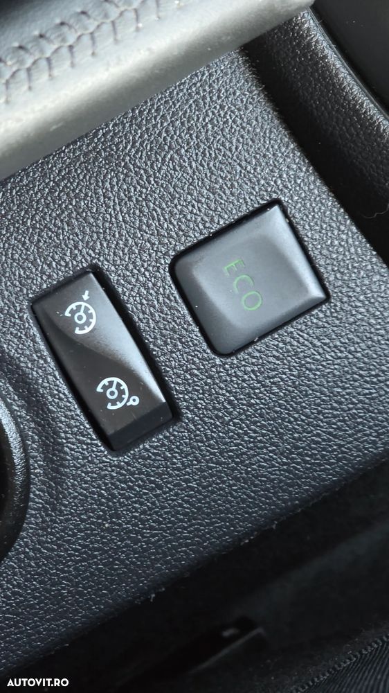 Renault Captur ENERGY TCe EDC Intens - 27