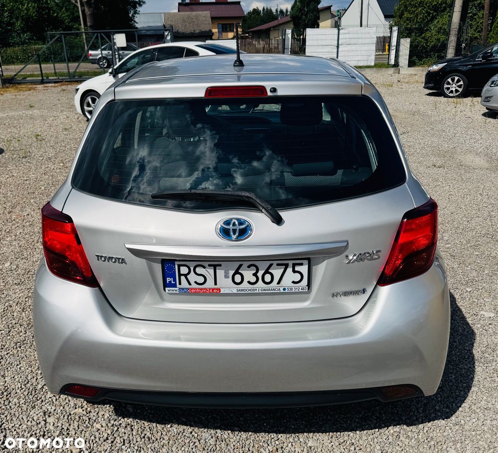 Toyota Yaris - 7
