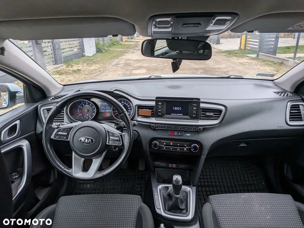 Kia Ceed 1.4 T-GDI S - 18
