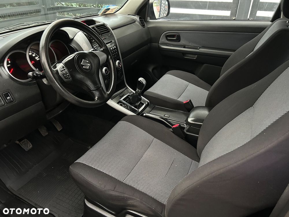Suzuki Grand Vitara 1.6 Comfort - 20