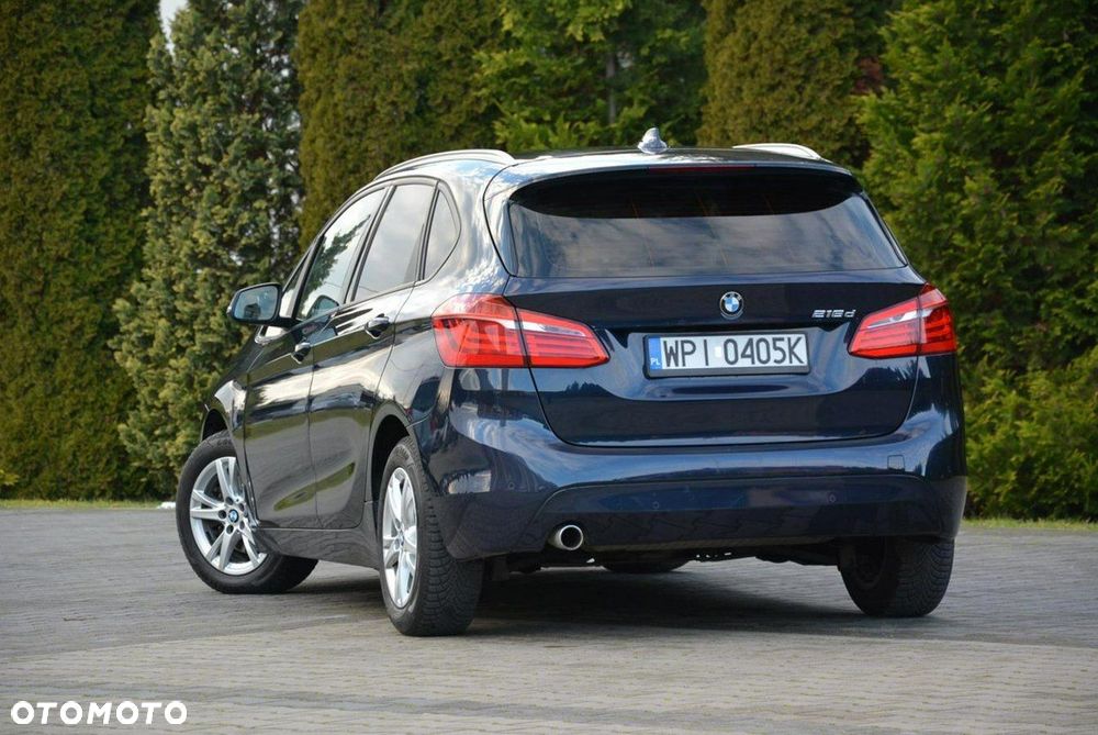 BMW Seria 2 218d - 15