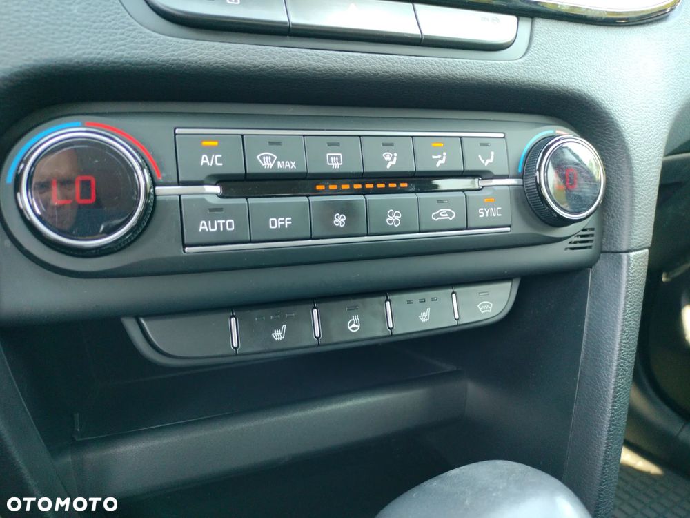 Kia XCeed 1.5 T-GDI L Business Line DCT - 27