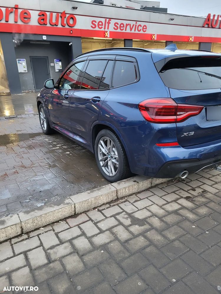 BMW X3 xDrive20d AT Luxury Line - 2