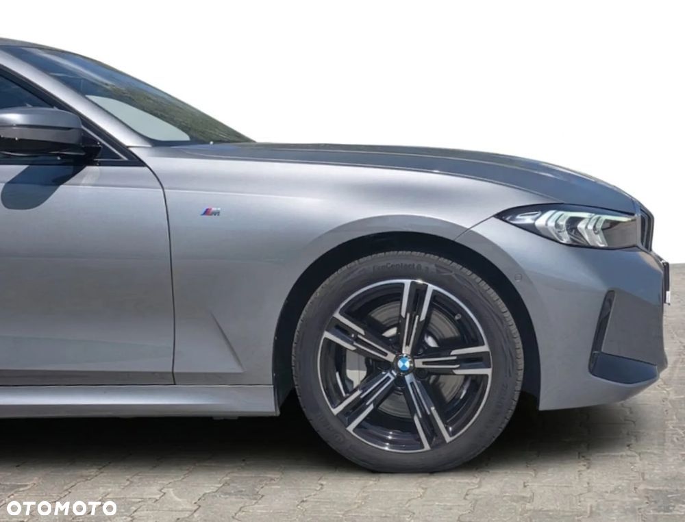 BMW Seria 3 330i xDrive M Sport - 8