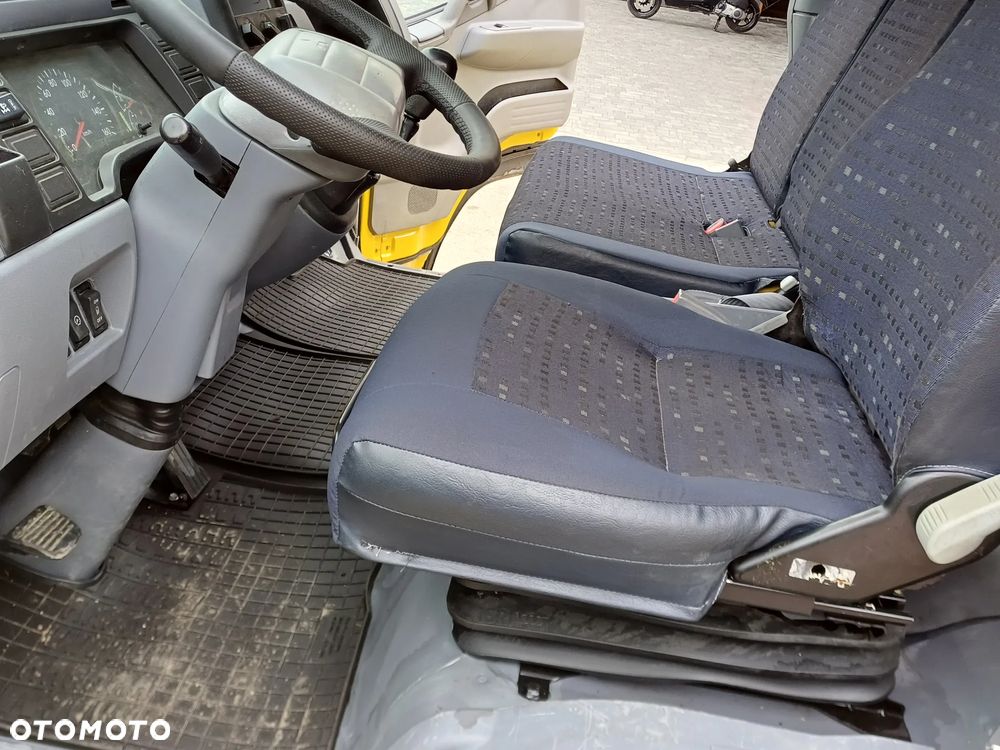 Mitsubishi CANTER FUSO 7C18D - 9