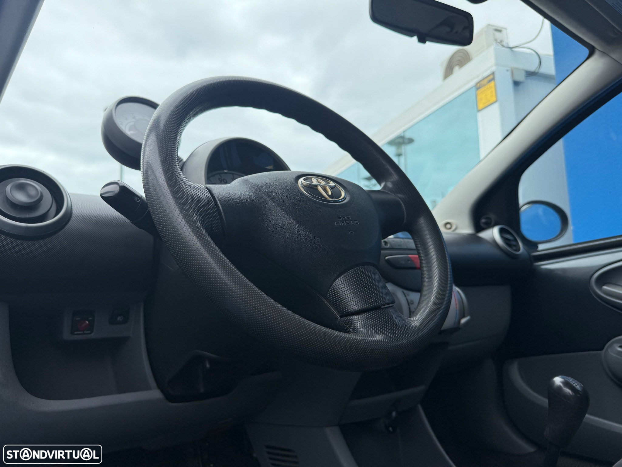 Toyota Aygo 1.0 + AC - 6
