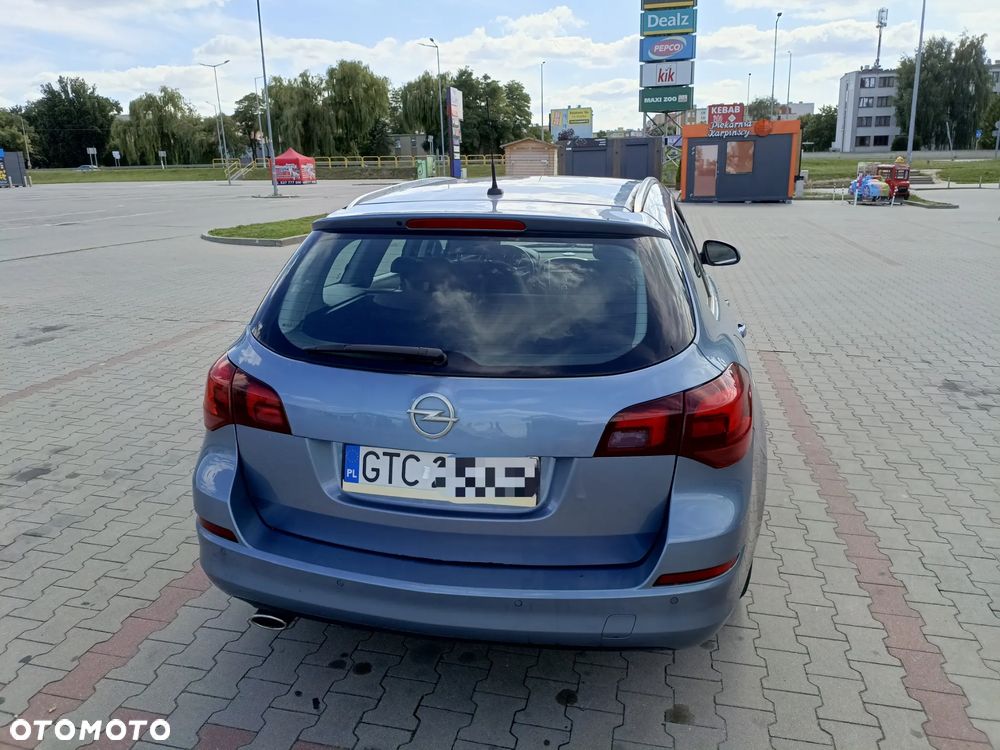 Opel Astra 1.4 Turbo - 2
