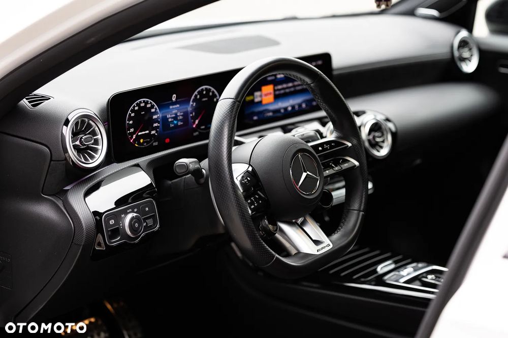 Mercedes-Benz Klasa A 35 AMG 4-Matic 8G-DCT - 18