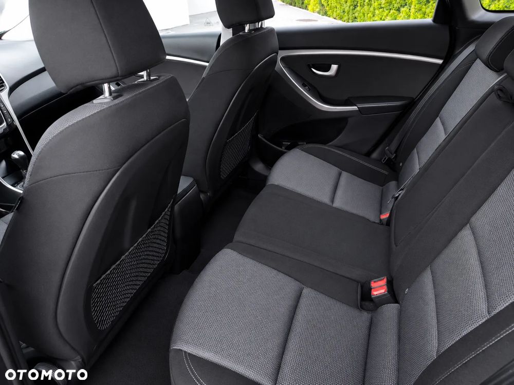 Hyundai i30 - 11