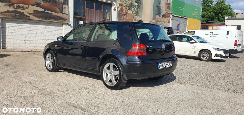 Volkswagen Golf 2.0 Highline - 11