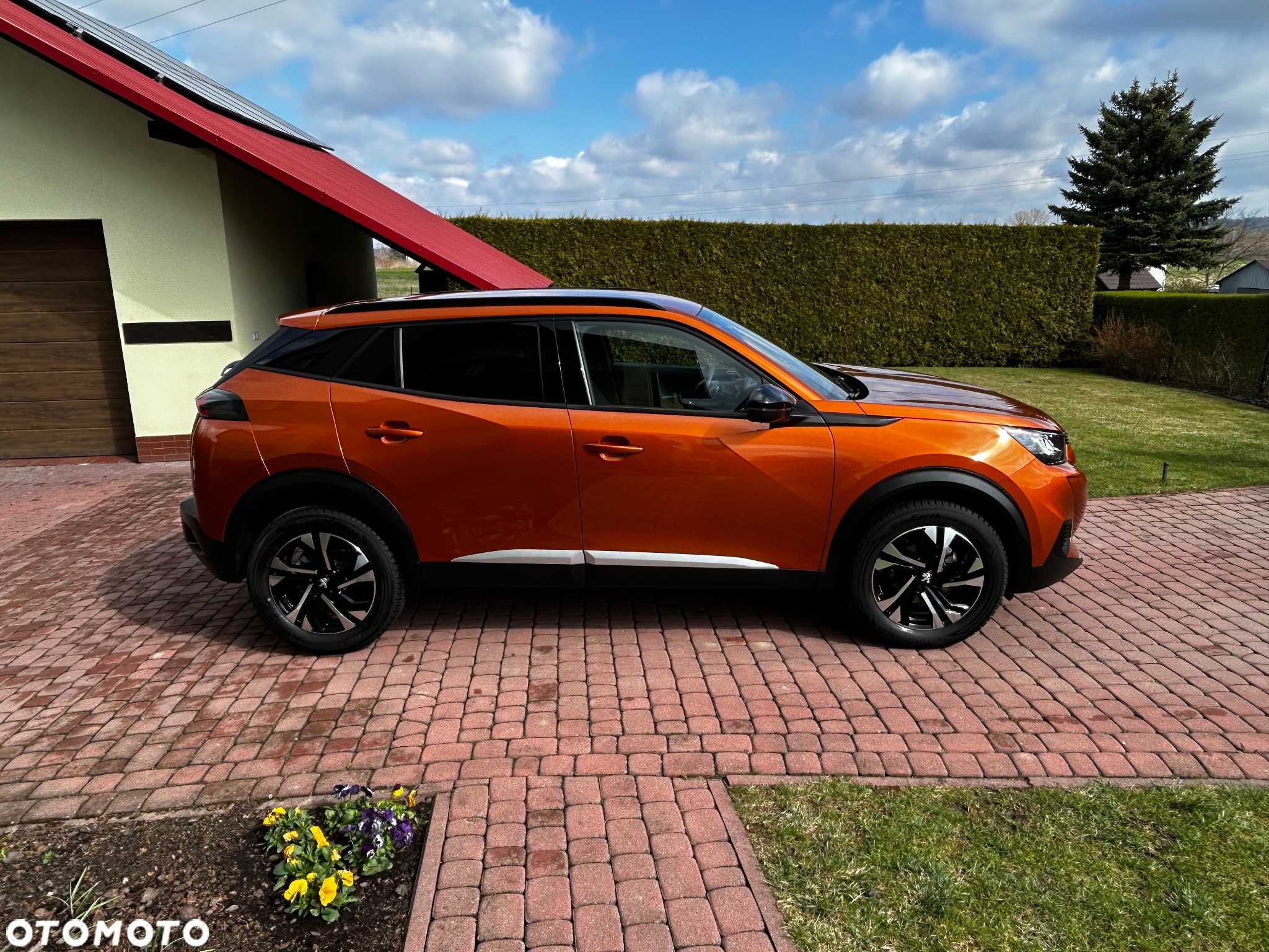 Peugeot 2008 1.2 PureTech Allure S&S EAT8 - 6
