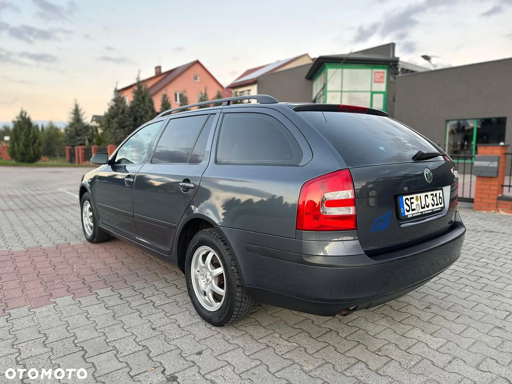 Skoda Octavia 1.6 Ambition - 22