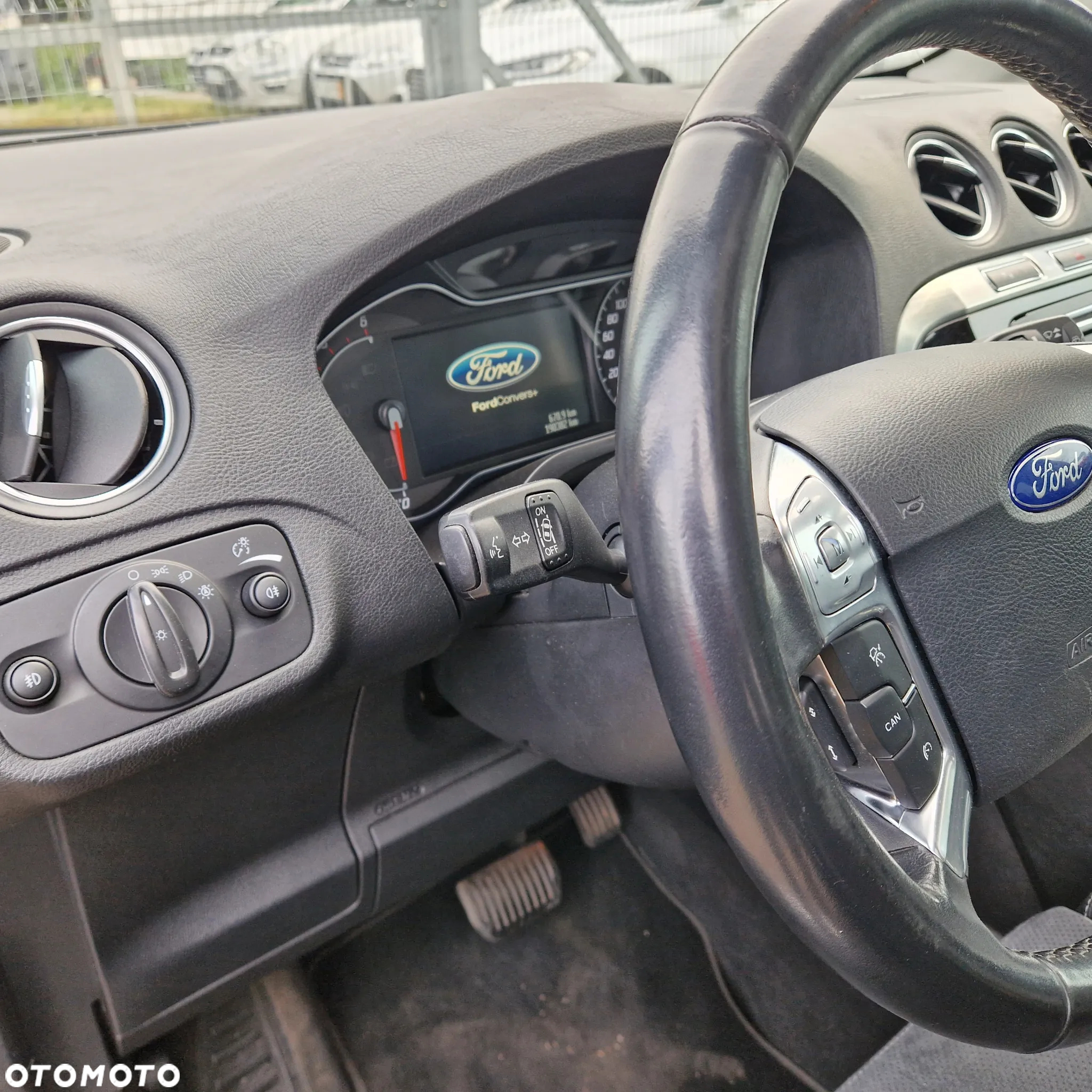 Ford Galaxy 2.2 TDCi DPF Titanium - 6