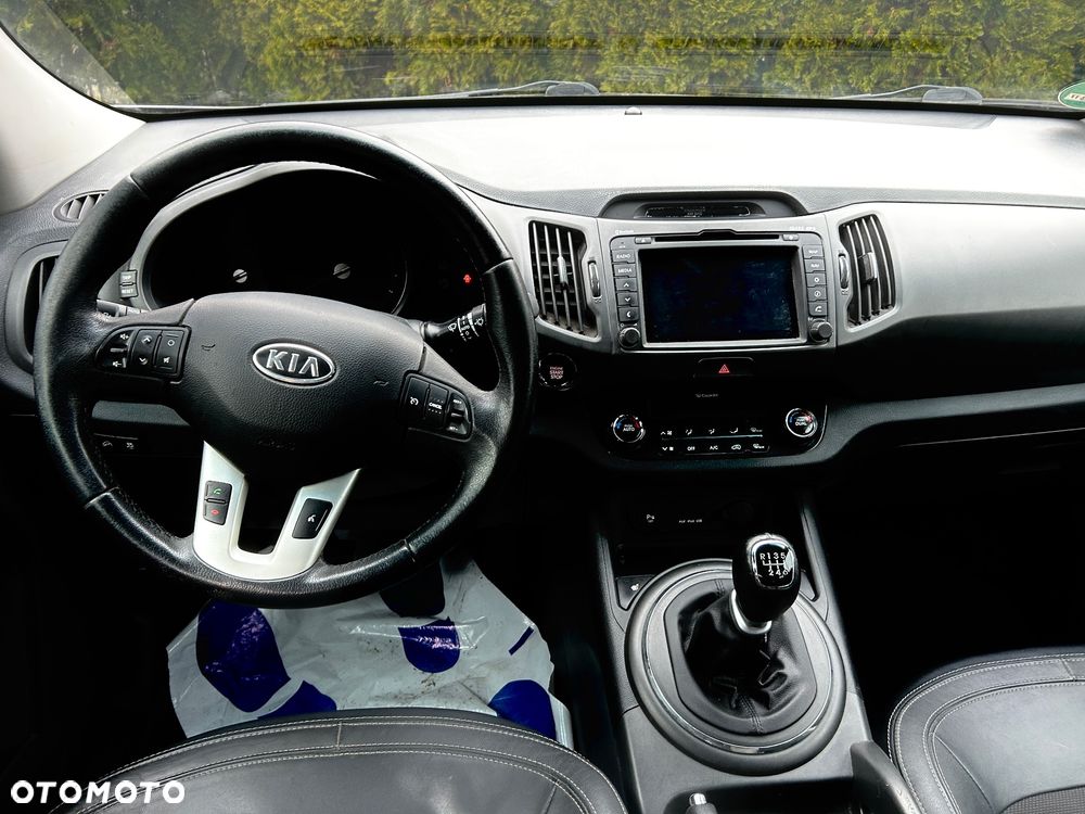 Kia Sportage 2.0 CRDI 4WD Dream-Team Edition - 9