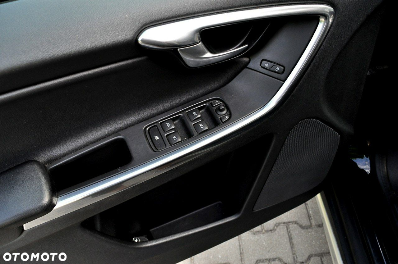 Volvo XC 60 - 15