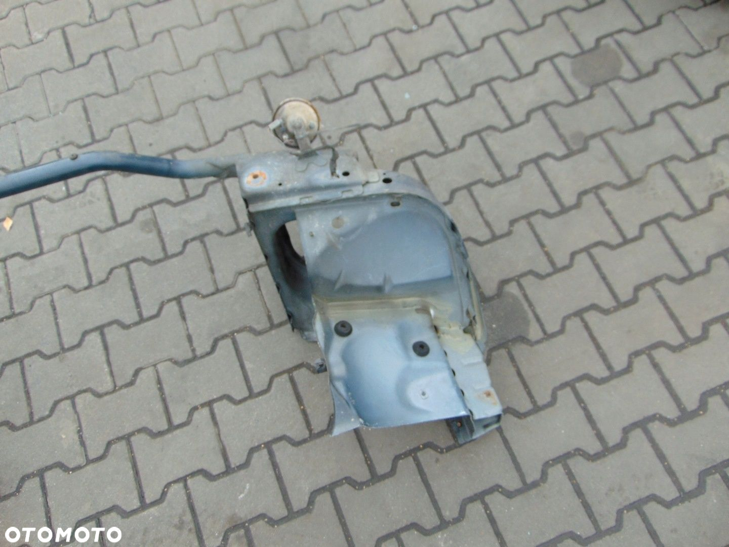 MERCEDES ML 163 OKULAR PAS WZMOCNIENIE BELKA PRZÓD W163 - 9