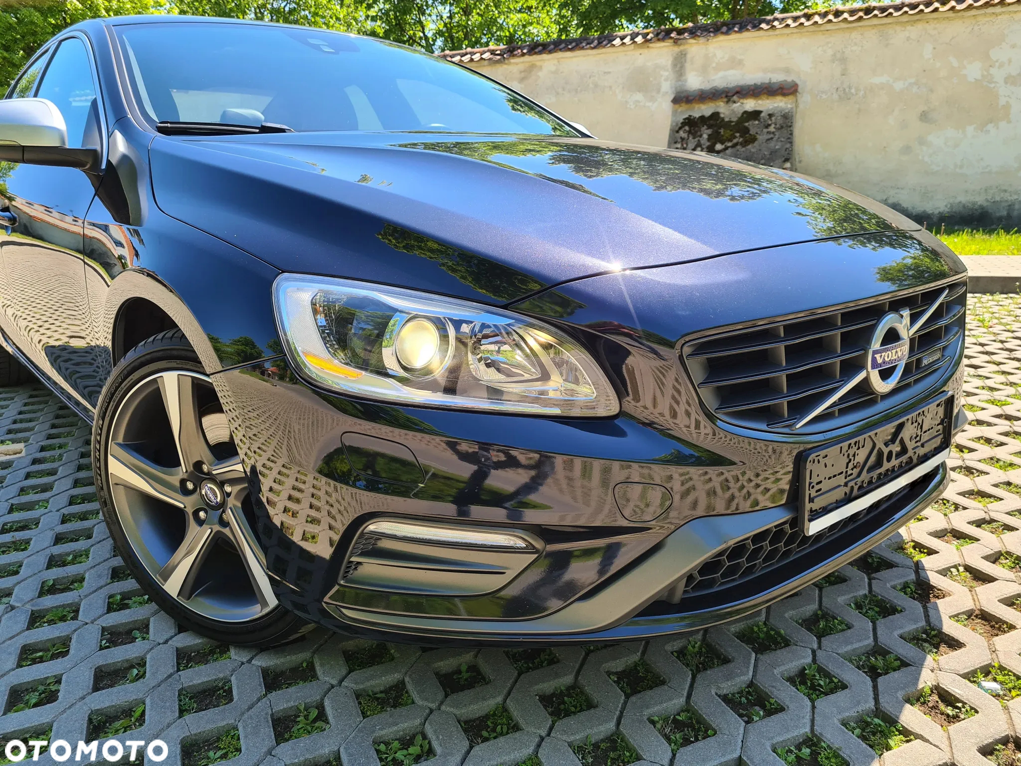 Volvo S60 D4 Drive-E R-Design Momentum - 3