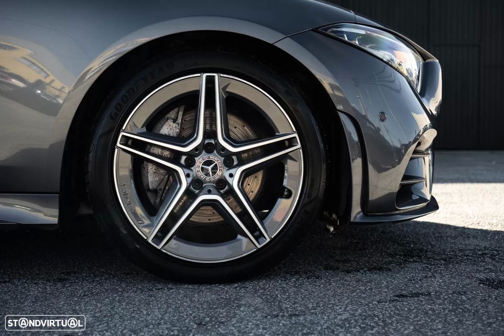 Mercedes-Benz CLS 220 d AMG Line - 3
