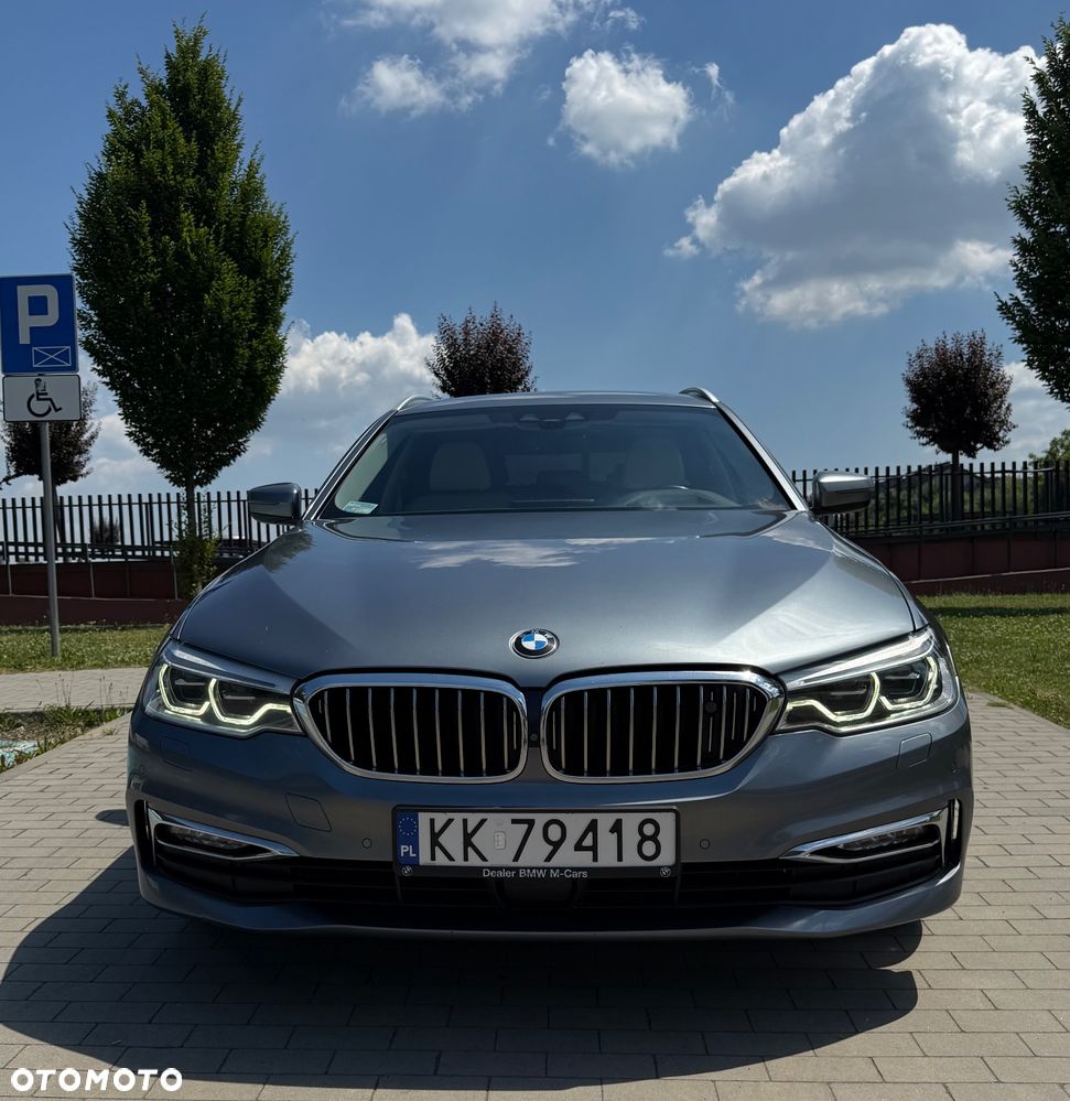 BMW Seria 5 540i xDrive Luxury Line - 2