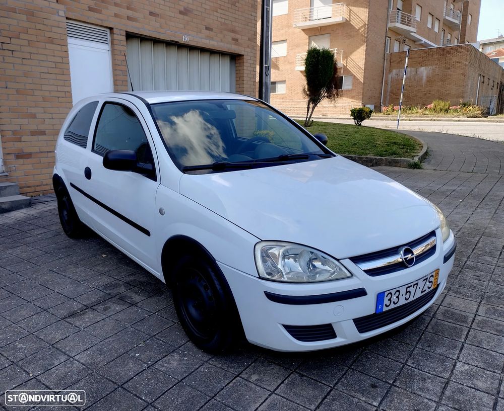 Opel CORSA - 2
