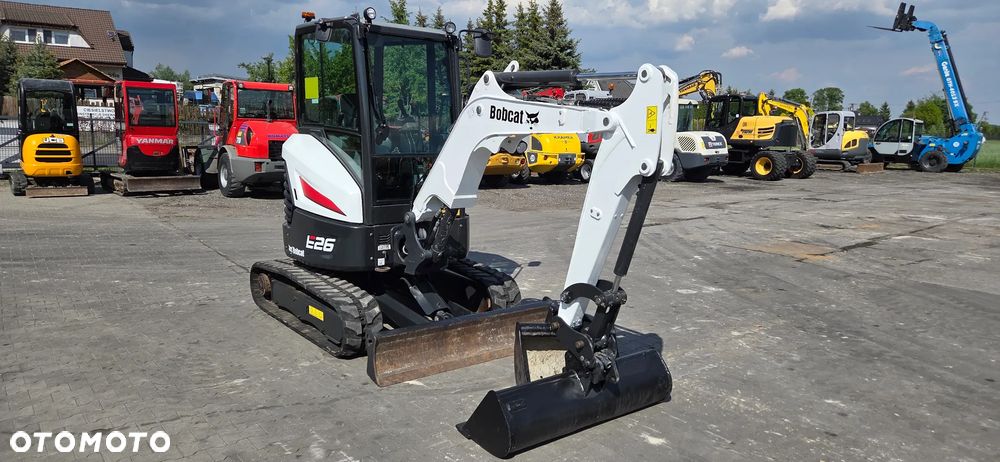 Bobcat <<Bobcat E26, 2021rok, tylko 1400 Mtg, waga 2600 kg, 2 łyżki, sprowadzona>> - 4