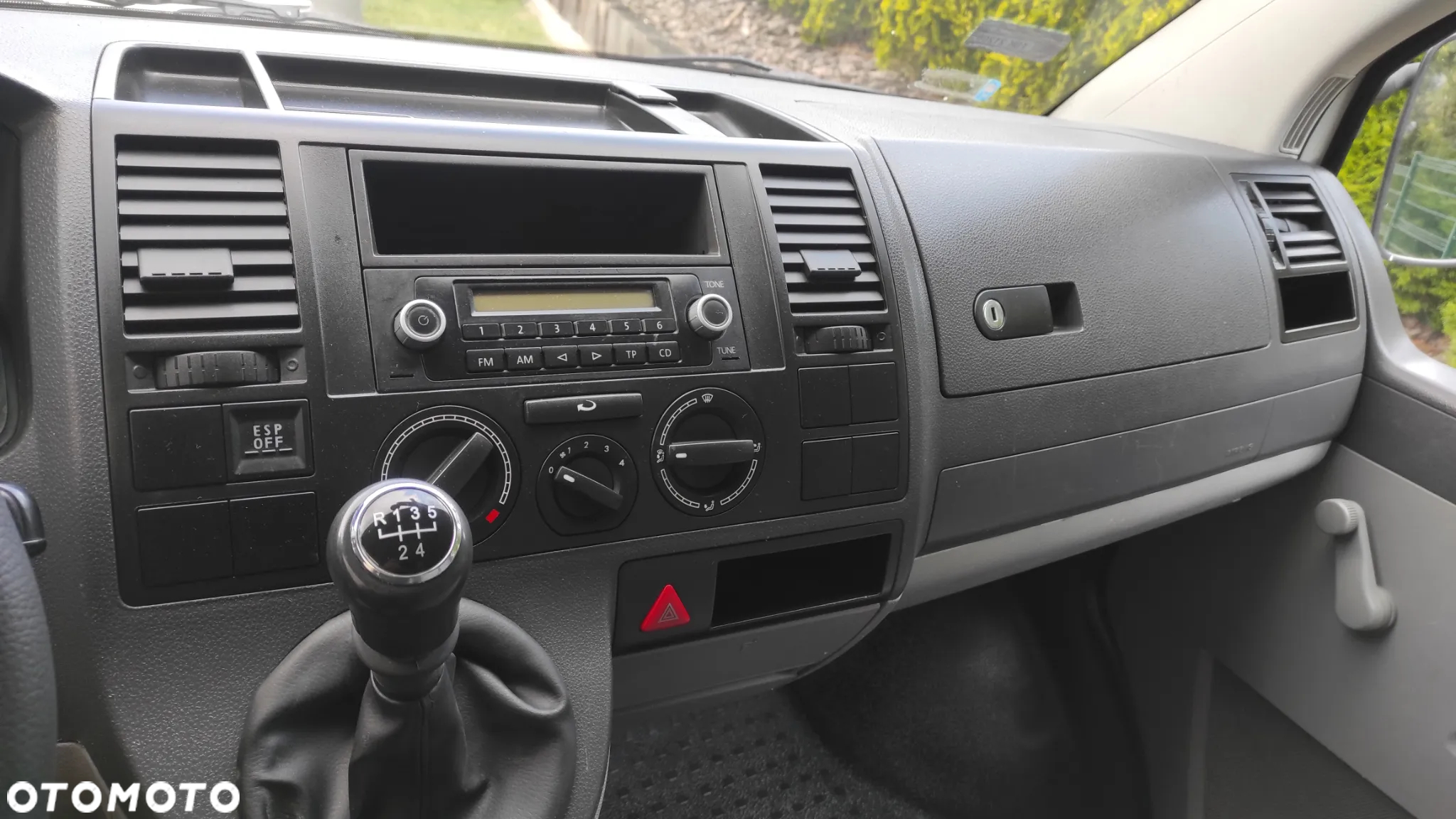 Volkswagen TRANSPORTER DOKA 5 OSÓB POLSKI SALON MAŁY PRZEBIEG - 10