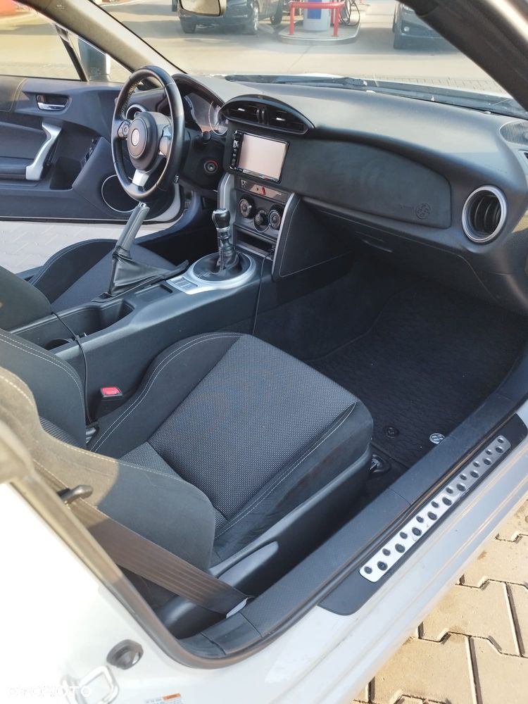 Toyota GT86 2.0 Dynamic - 8