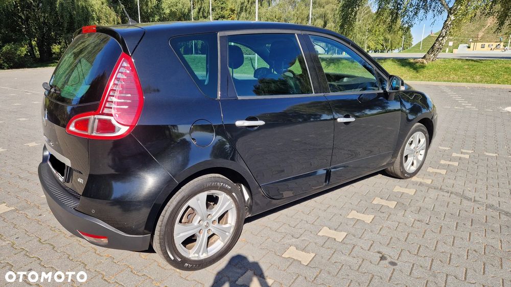 Renault Scenic 1.9 dCi Privilege Euro5 - 2