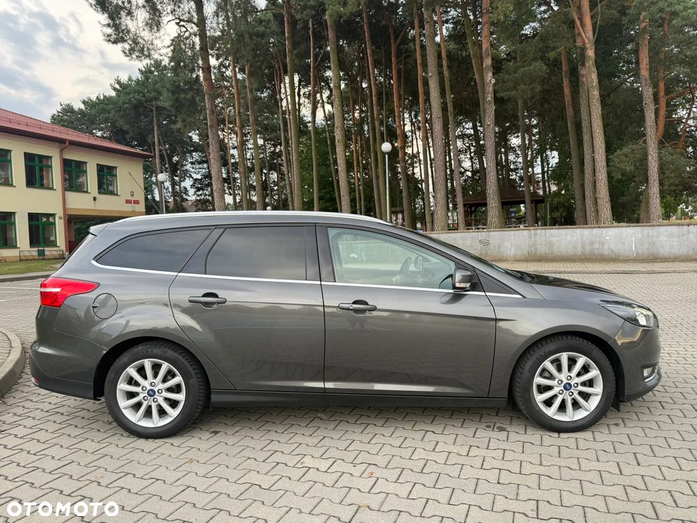 Ford Focus 1.5 EcoBlue Start-Stopp-System TITANIUM - 17