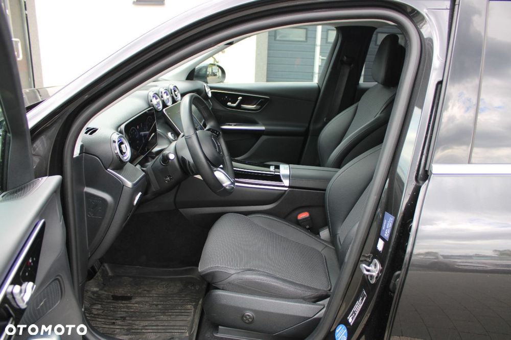 Mercedes-Benz GLC - 21