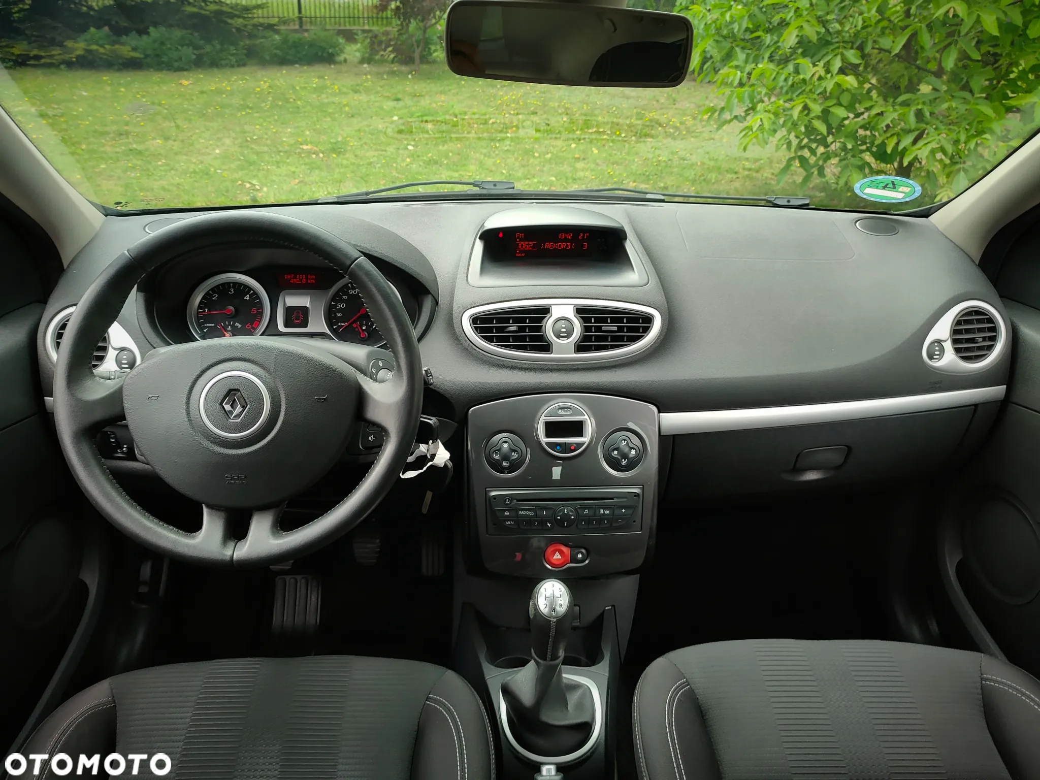 Renault Clio 1.5 dCi Authentique - 19