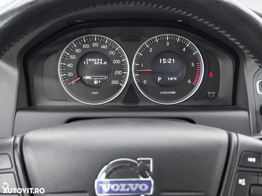 Volvo XC 60 - 7