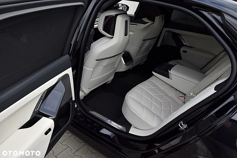 BMW Seria 7 740Ld xDrive - 22