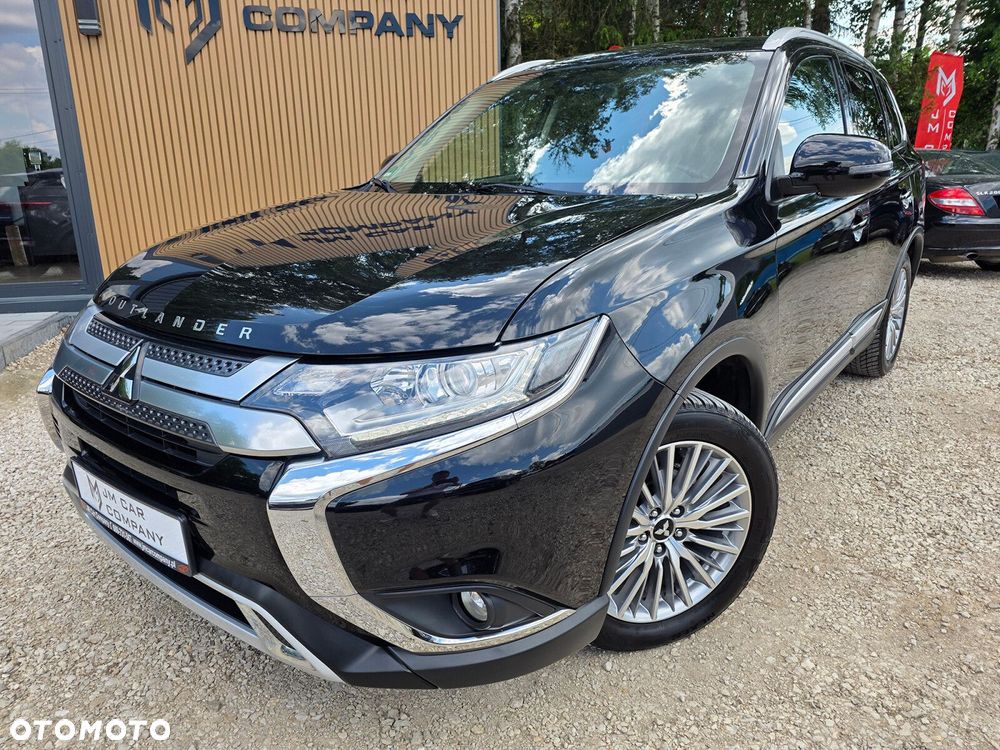 Mitsubishi Outlander - 3