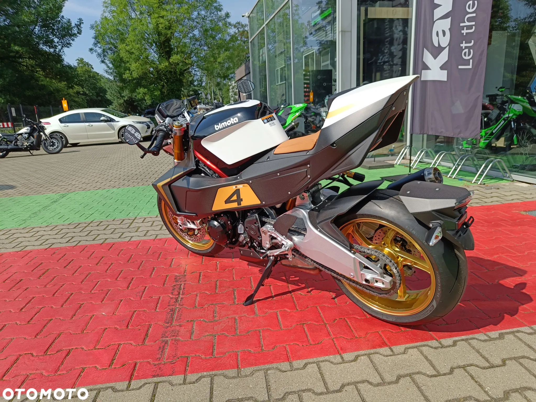 Bimota KB4 - 13