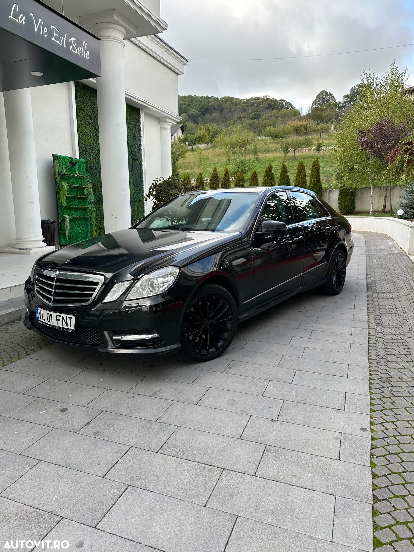 Mercedes-Benz E 350 CDI 4MATIC BlueEfficiency Aut. - 1